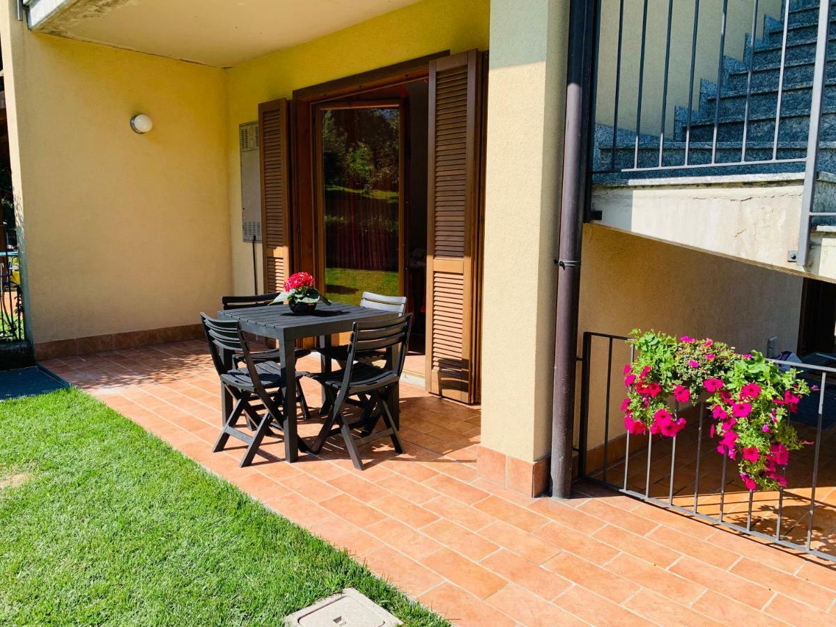 Strawberry House Villa Colico Exterior photo