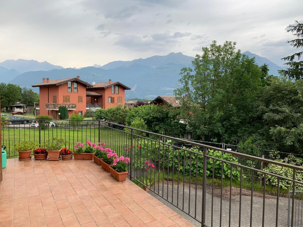 Strawberry House Villa Colico Exterior photo