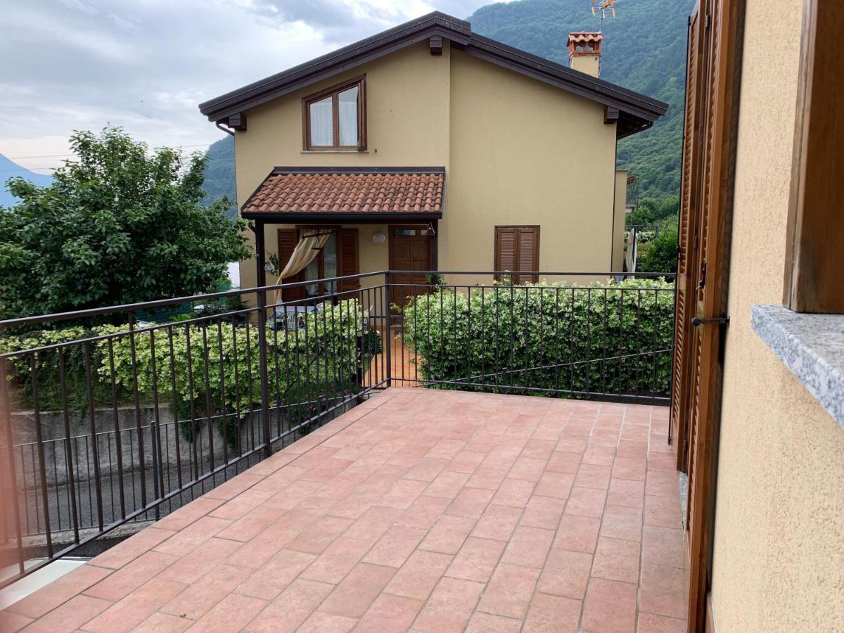 Strawberry House Villa Colico Exterior photo